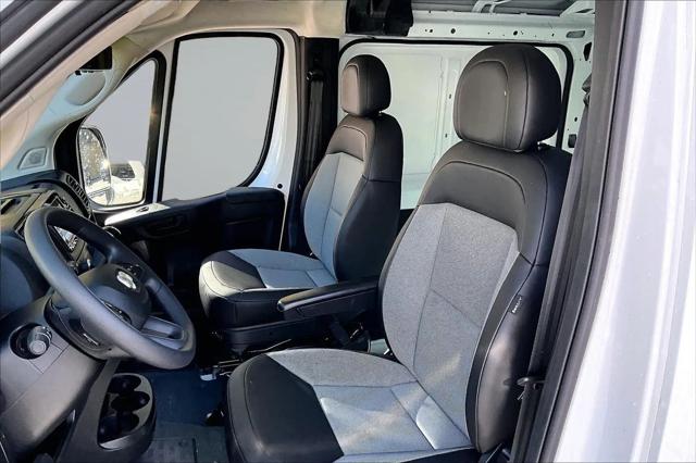 2025 Ram ProMaster Cargo Van Tradesman Low Roof 118" WB w/Pass Seat
