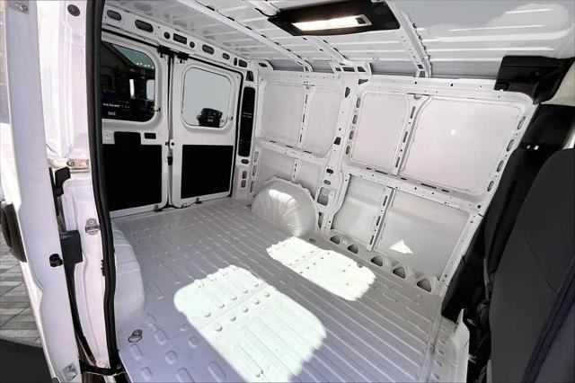 2025 Ram ProMaster Cargo Van Tradesman Low Roof 118" WB w/Pass Seat