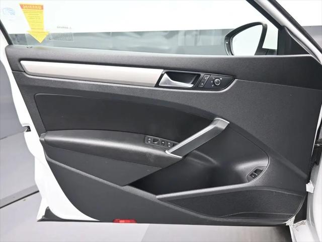 2022 Volkswagen Passat 2.0T SE