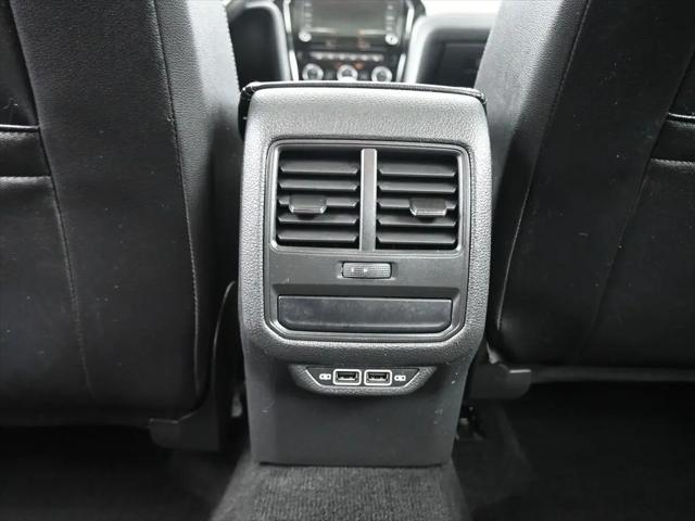 2022 Volkswagen Passat 2.0T SE