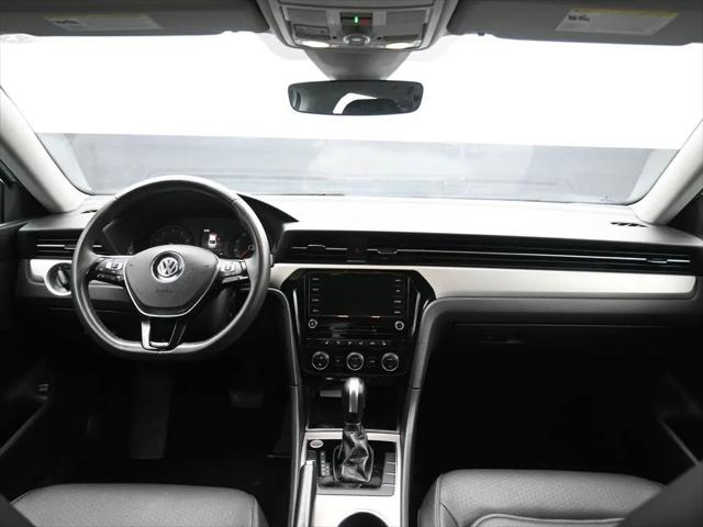 2022 Volkswagen Passat 2.0T SE