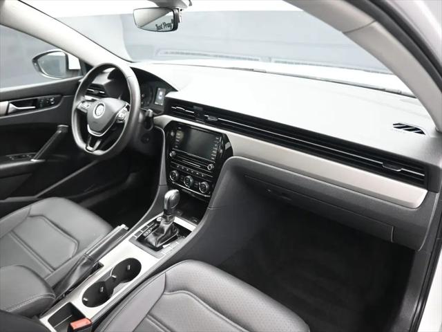 2022 Volkswagen Passat 2.0T SE