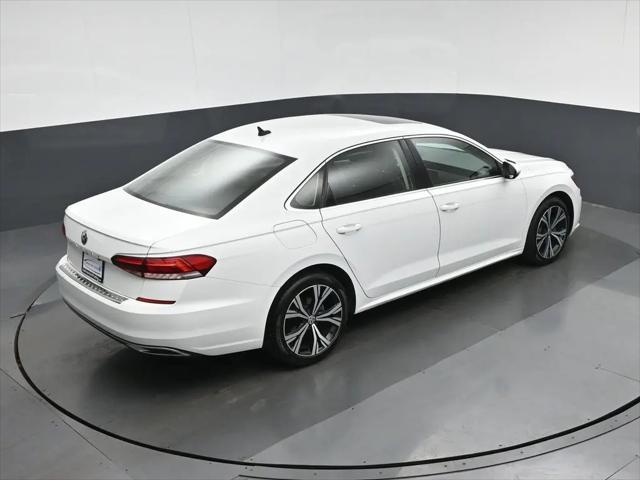 2022 Volkswagen Passat 2.0T SE