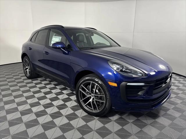 2025 Porsche Macan Macan
