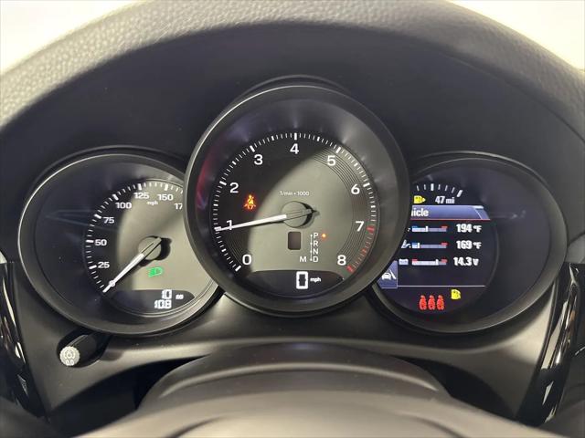 2025 Porsche Macan Macan