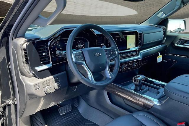 2026 Chevrolet Silverado 1500 4WD Crew Cab Short Bed RST