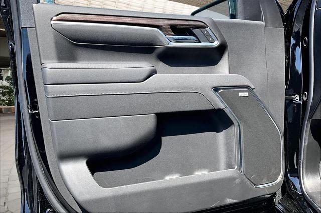 2026 Chevrolet Silverado 1500 4WD Crew Cab Short Bed RST