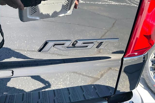 2026 Chevrolet Silverado 1500 4WD Crew Cab Short Bed RST