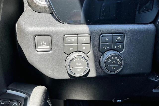 2026 Chevrolet Silverado 1500 4WD Crew Cab Short Bed RST