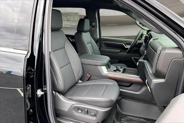 2026 GMC Sierra 2500HD Crew Cab, Standard Bed, SLT, 4WD