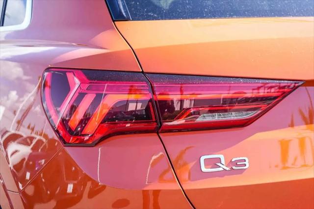 2025 Audi Q3 Premium 45 TFSI S line quattro Tiptronic