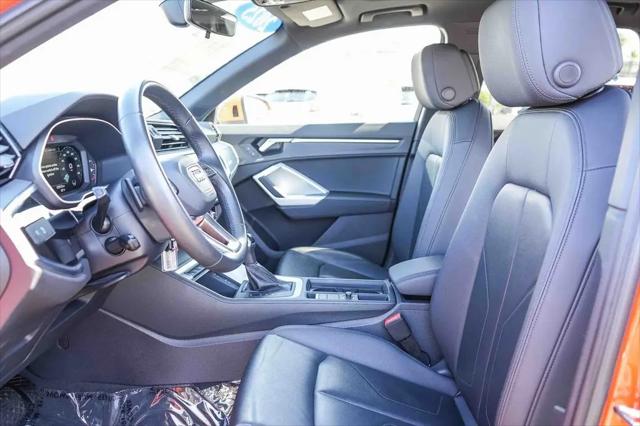 2025 Audi Q3 Premium 45 TFSI S line quattro Tiptronic