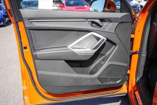 2025 Audi Q3 Premium 45 TFSI S line quattro Tiptronic