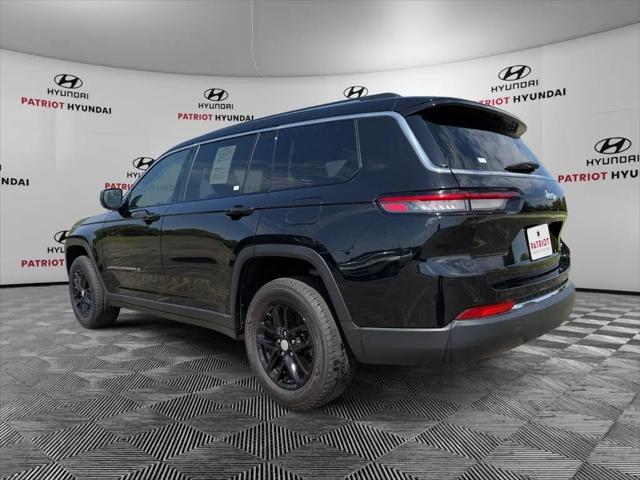 2023 Jeep Grand Cherokee L Laredo 4x2