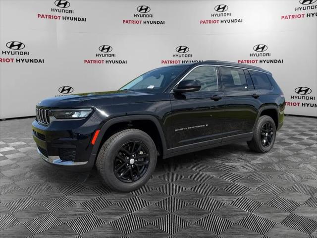 2023 Jeep Grand Cherokee L Laredo 4x2