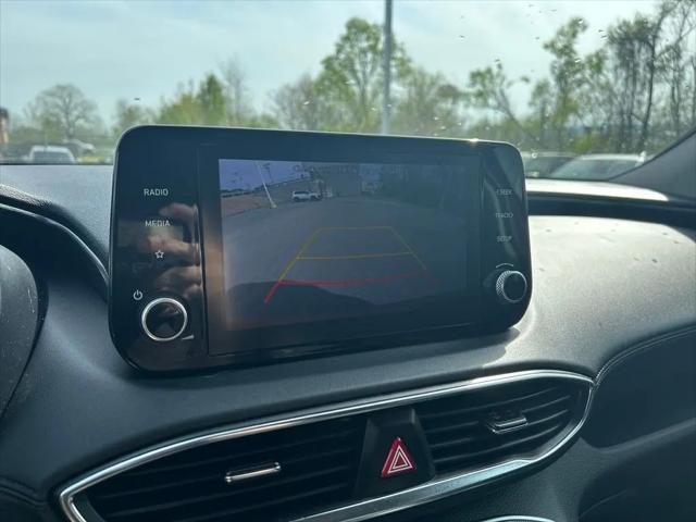 2022 Hyundai Santa Fe SE