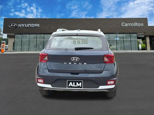 2026 Hyundai Venue SEL w/Two-Tone Roof