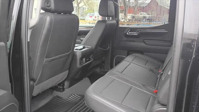 2023 Chevrolet Silverado 1500 4WD Crew Cab Short Bed RST