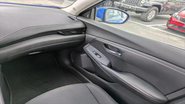 2023 Nissan Sentra SV Xtronic CVT