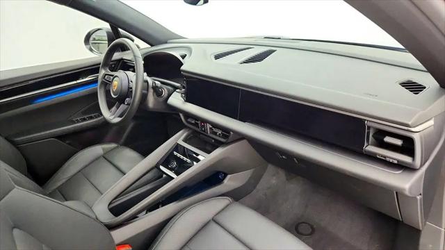2025 Porsche Macan Electric 4
