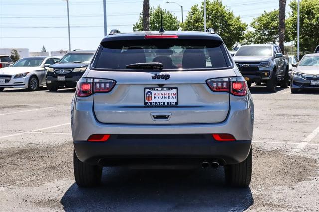 2022 Jeep Compass Altitude FWD