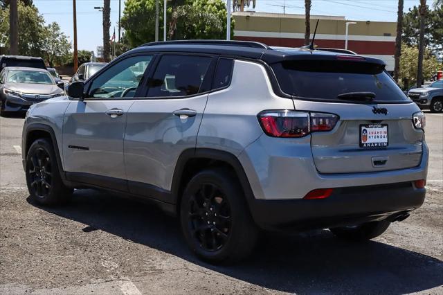2022 Jeep Compass Altitude FWD