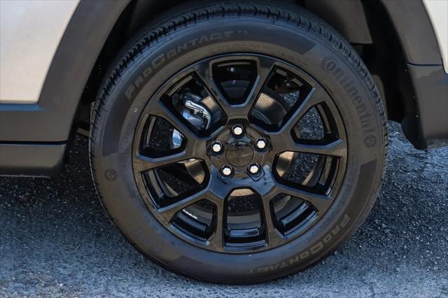 2022 Jeep Compass Altitude FWD