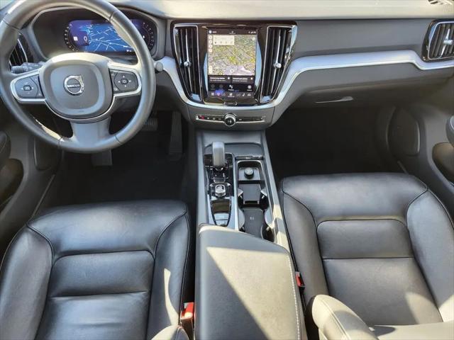 2024 Volvo S60 B5 Core Dark Theme