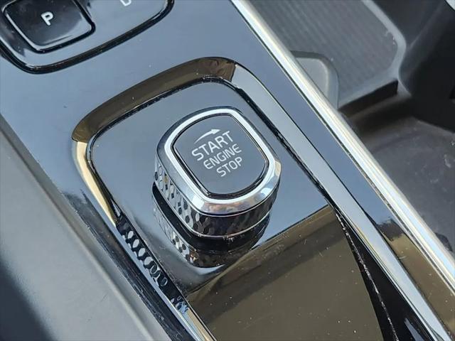2024 Volvo S60 B5 Core Dark Theme