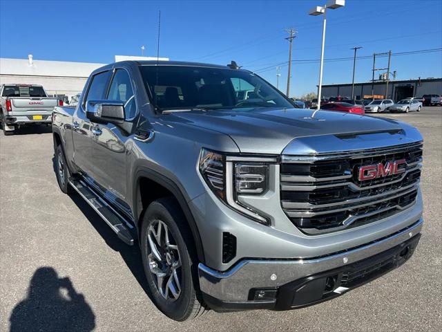2026 GMC Sierra 1500 Crew Cab, Standard Bed, SLT, 4WD