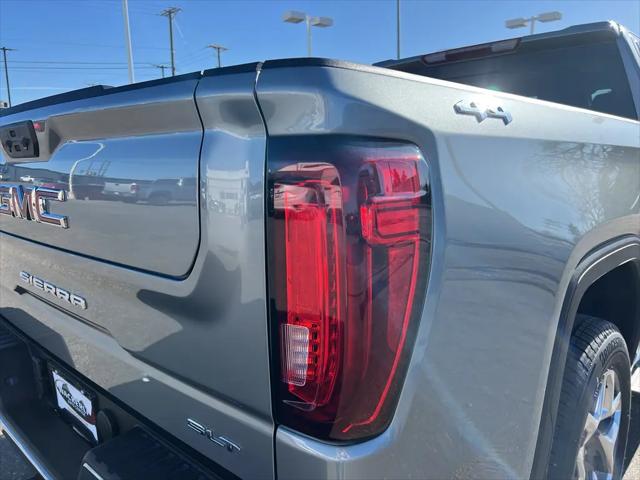 2026 GMC Sierra 1500 Crew Cab, Standard Bed, SLT, 4WD