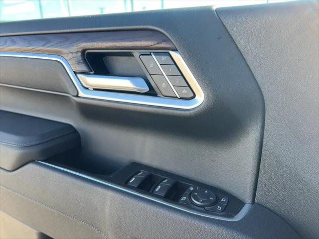 2026 GMC Sierra 1500 Crew Cab, Standard Bed, SLT, 4WD