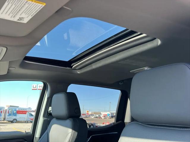 2026 GMC Sierra 1500 Crew Cab, Standard Bed, SLT, 4WD