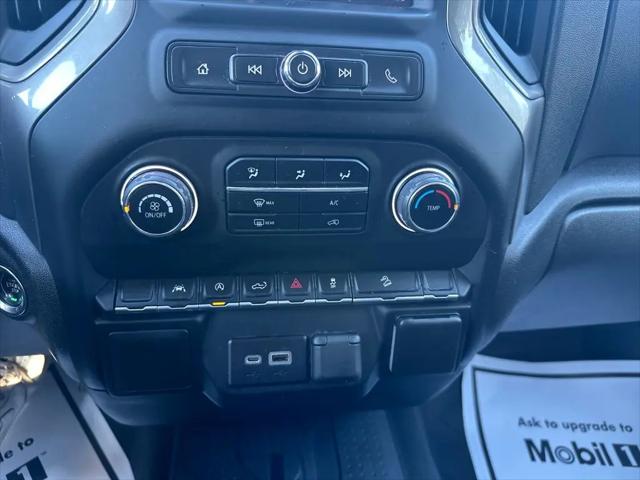 2023 Chevrolet Silverado 1500 4WD Crew Cab Short Bed Custom Trail Boss