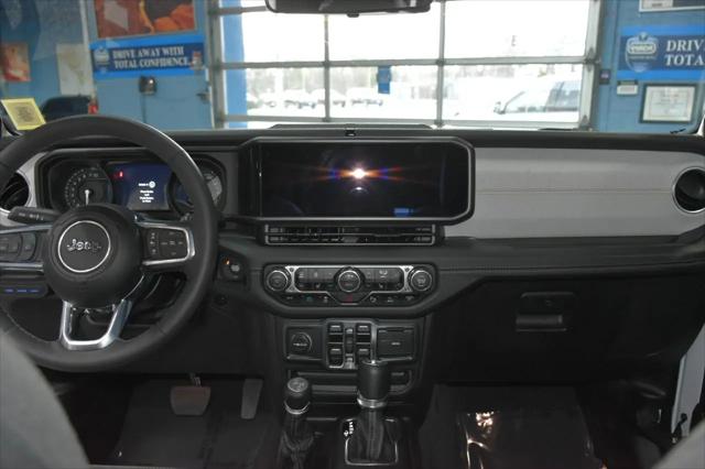 2025 Jeep Wrangler 4xe Sahara 4xe