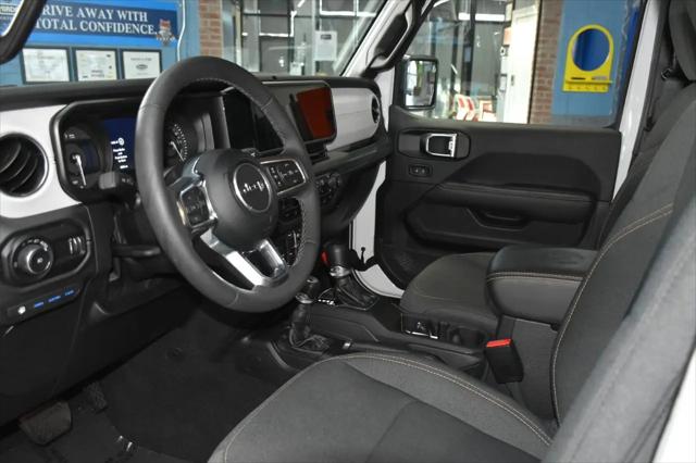 2025 Jeep Wrangler 4xe Sahara 4xe