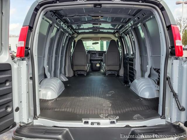 2026 GMC Savana Cargo 2500 Regular Wheelbase, Work Van, RWD