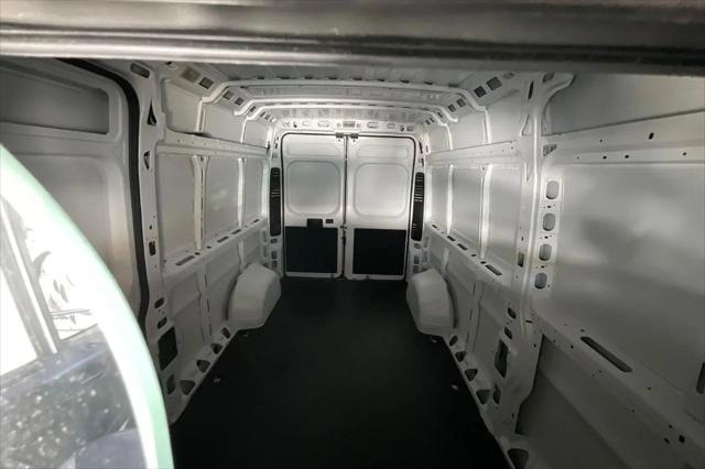 2025 Ram ProMaster 2500 Cargo Van Tradesman High Roof 159" WB w/Pass Seat