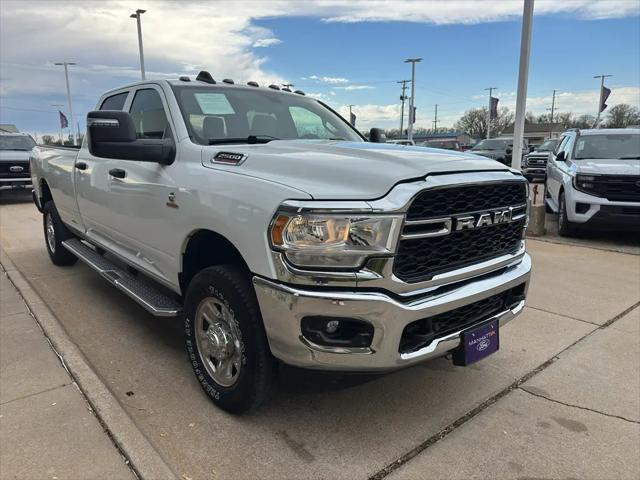2024 Ram 2500 Tradesman Crew Cab 4x4 8' Box