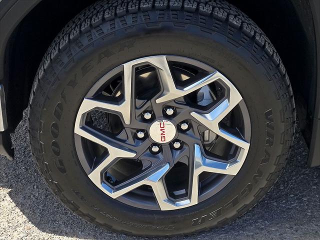 2026 GMC Sierra 1500 Crew Cab, Short Bed, SLT, 4WD