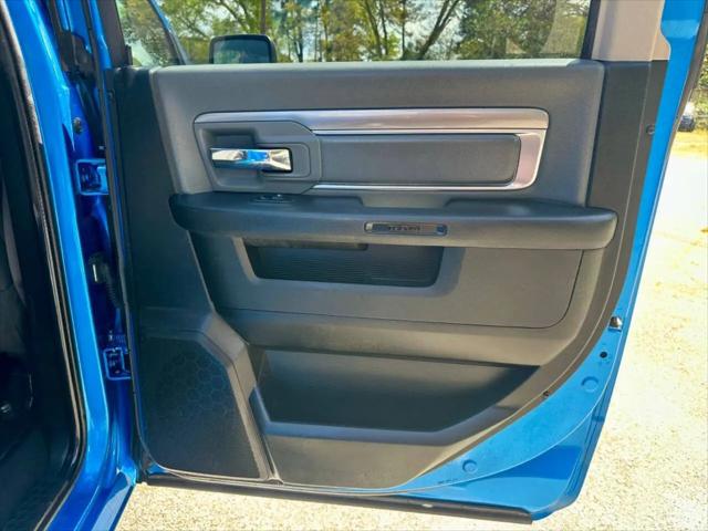 2021 Ram 1500 SLT Crew Cab 4x4 5'7" Box