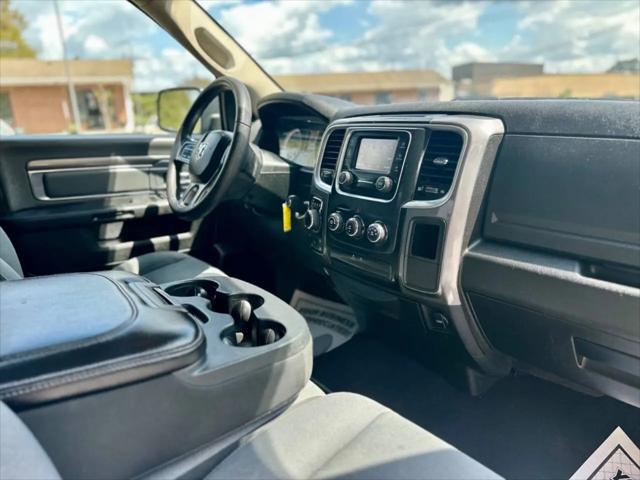 2021 Ram 1500 SLT Crew Cab 4x4 5'7" Box
