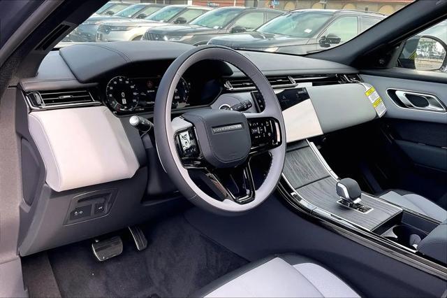 2026 Land Rover Range Rover Velar P250 Dynamic SE