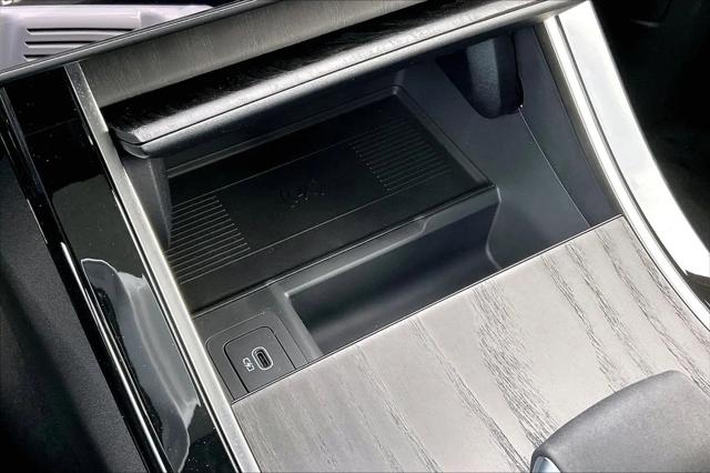 2026 Land Rover Range Rover Velar P250 Dynamic SE