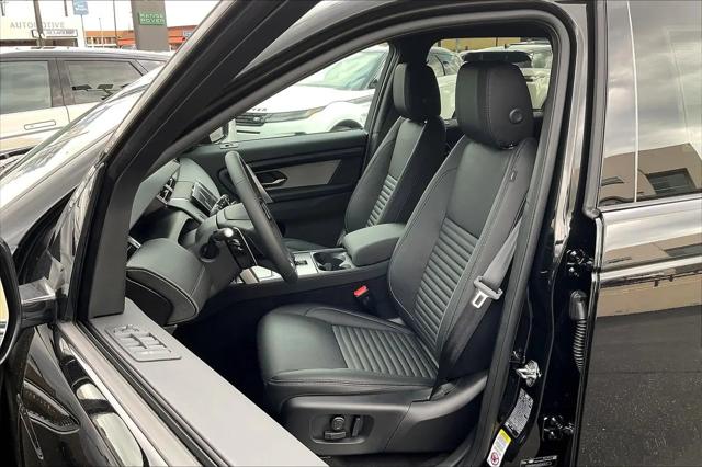 2026 Land Rover Discovery Sport Landmark