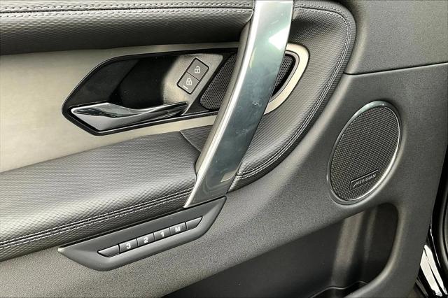 2026 Land Rover Discovery Sport Landmark