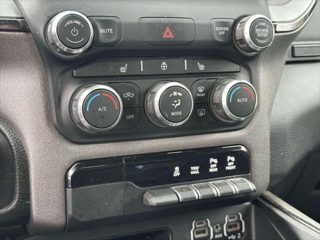 2023 Ram 1500 Big Horn Crew Cab 4x4 5'7" Box