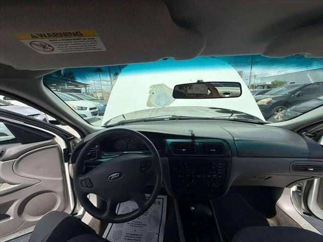 2000 Ford Taurus SES