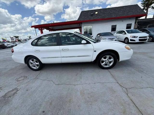 2000 Ford Taurus SES