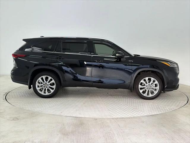 2024 Toyota Highlander Limited